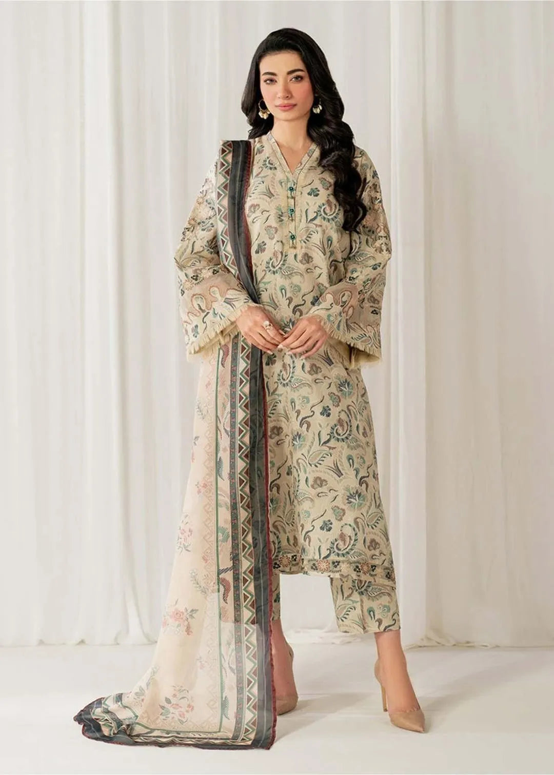 •  Shirt Fabric: Lawn
•  Pattern: Digital Print
•  Shirt Front Pattern: Digital Print
•  Neckline: Printed
•  Sleeves Pattern: Digital Print
•  Daman: Printed
•  Shirt Back Pattern: Digital Print
•  Trouser Fabric: Lawn
•  Trouser Pattern: Printed
•  Dupa