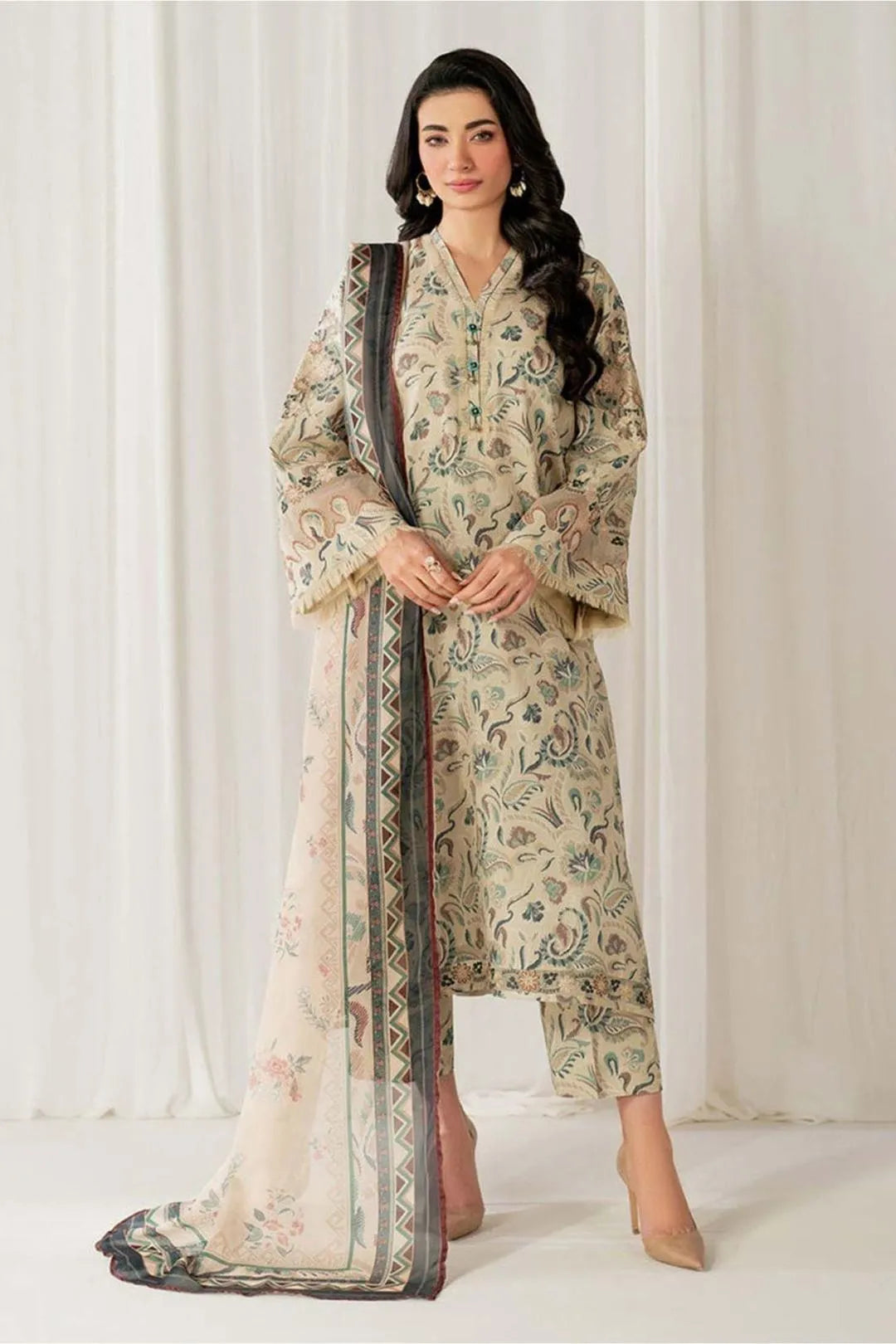 •  Shirt Fabric: Lawn
•  Pattern: Digital Print
•  Shirt Front Pattern: Digital Print
•  Neckline: Printed
•  Sleeves Pattern: Digital Print
•  Daman: Printed
•  Shirt Back Pattern: Digital Print
•  Trouser Fabric: Lawn
•  Trouser Pattern: Printed
•  Dupa